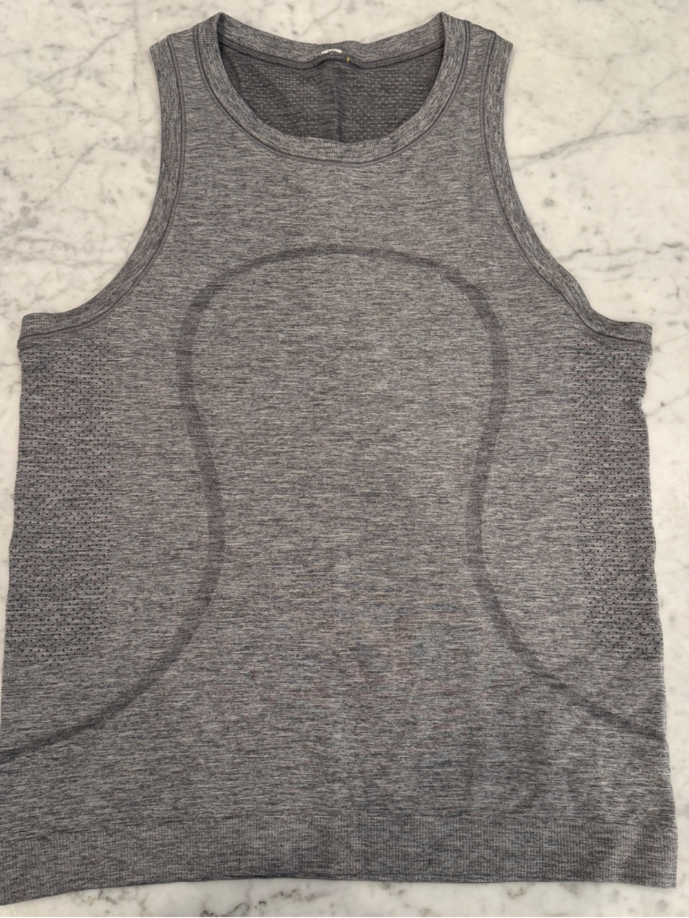 Lululemon swiftly tank